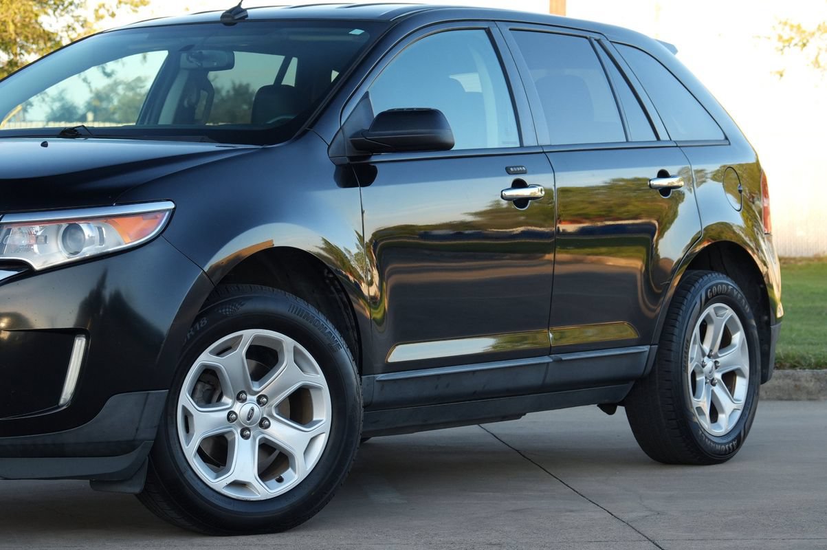 Used 2011 Ford Edge SEL w/ 202A Rapid Spec Order Code FWD image 22