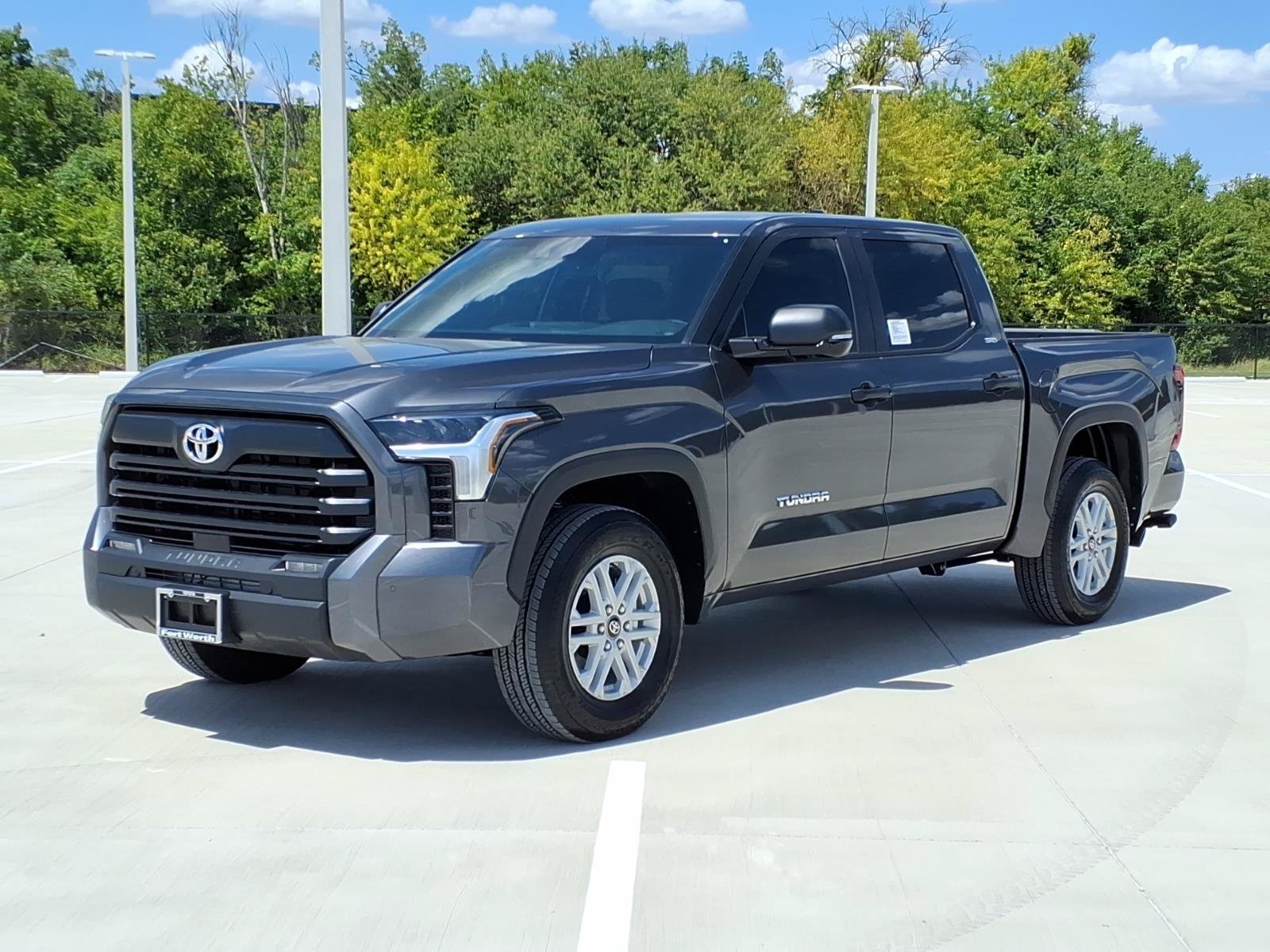 New 2026 Toyota Tundra SR5 w/ SR5 Convenience Package RWD image 3
