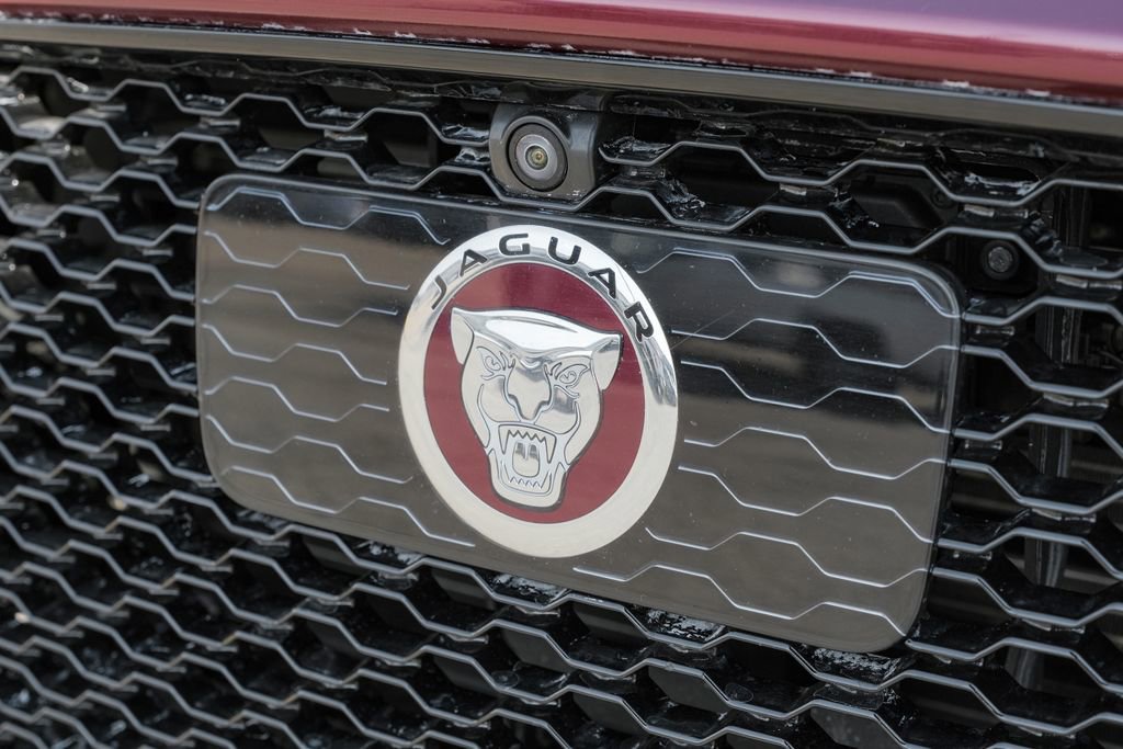 Used 2017 Jaguar F-PACE S image 57