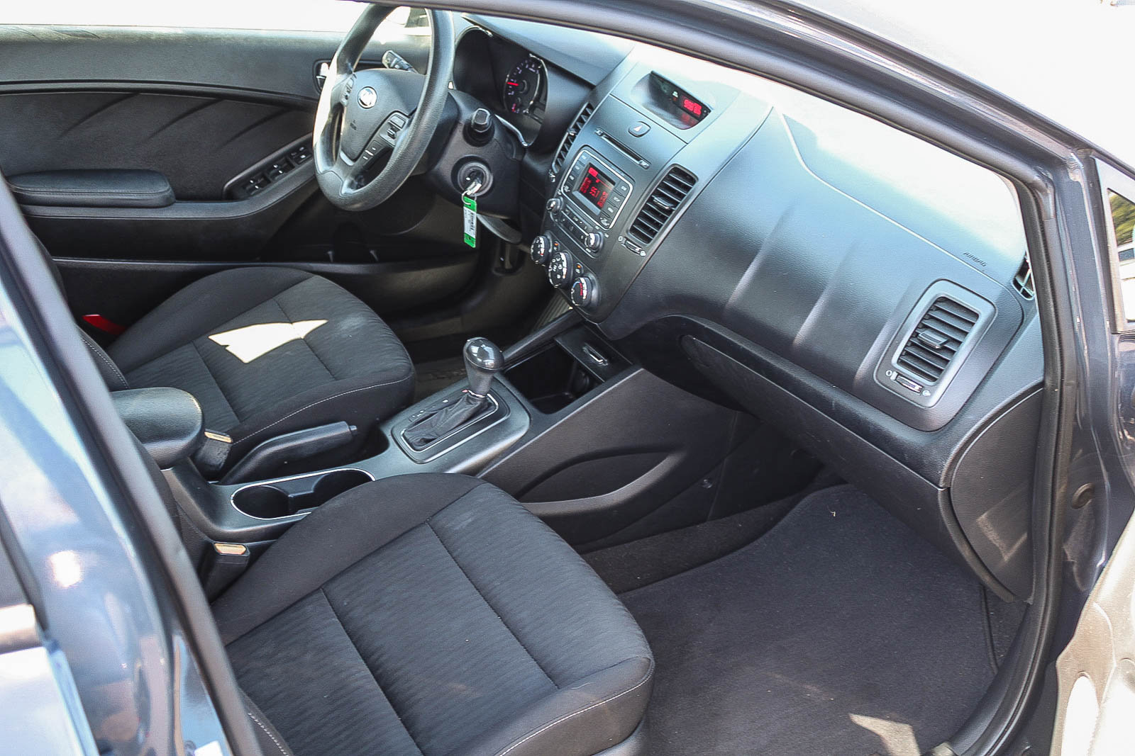 Used 2016 Kia Forte LX FWD image 14