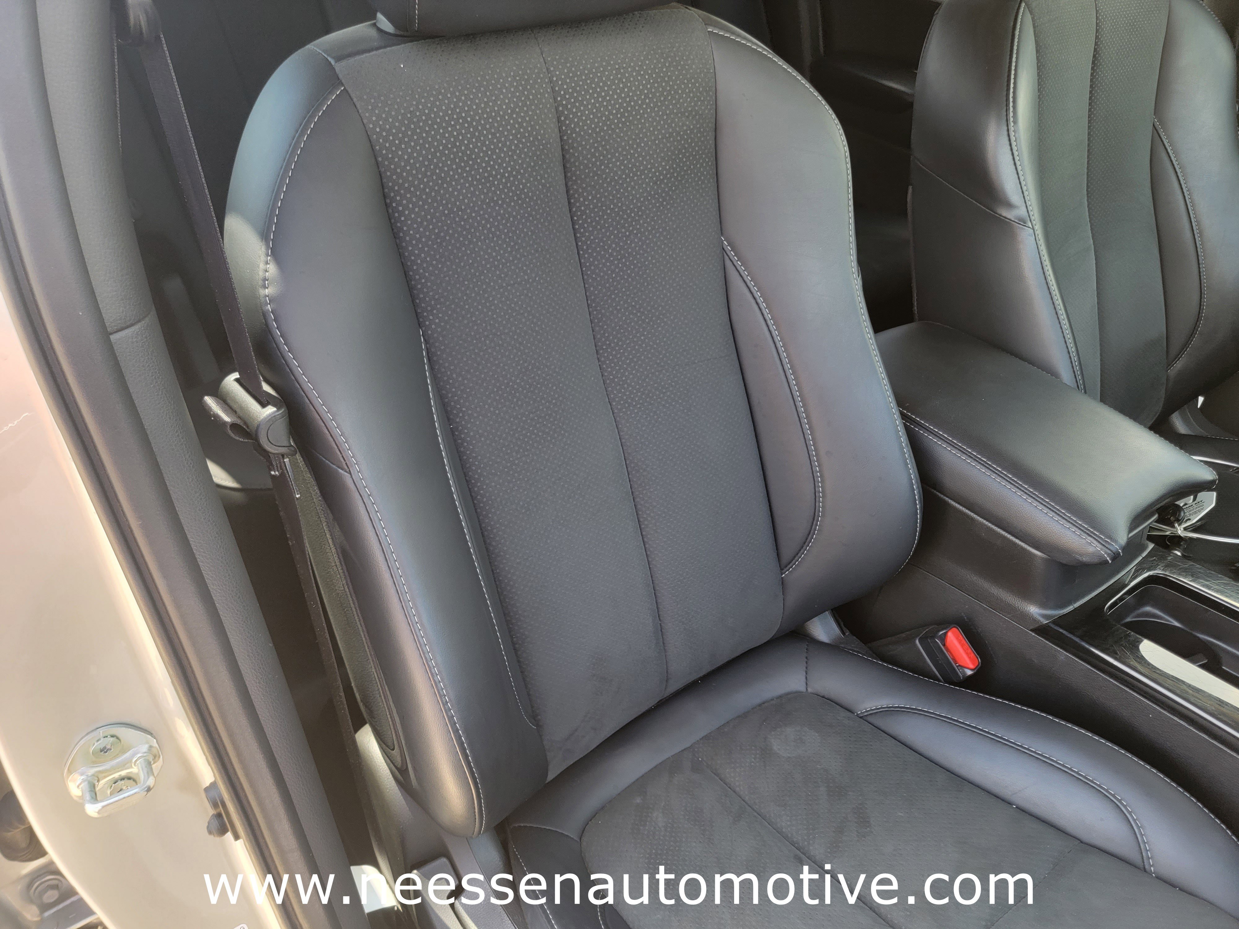 Used 2024 Mitsubishi Eclipse Cross SE image 10