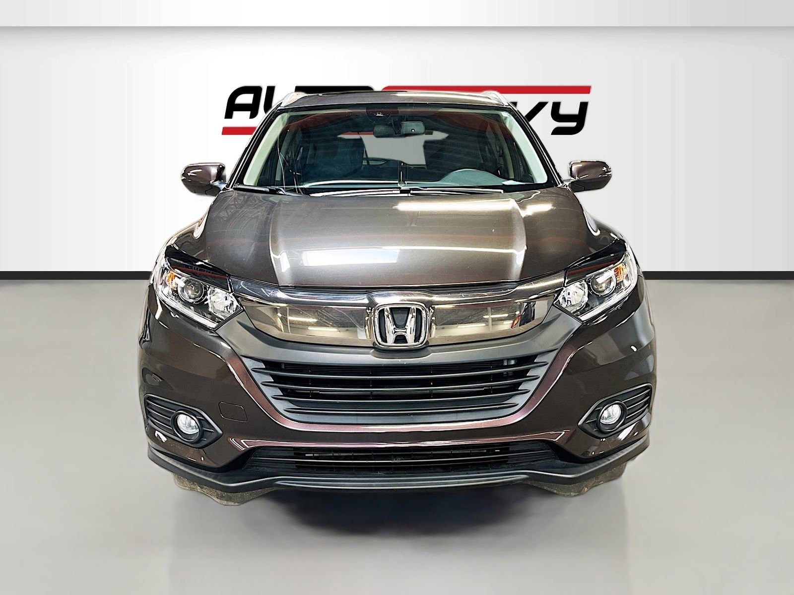 Used 2021 Honda HR-V EX-L image 2