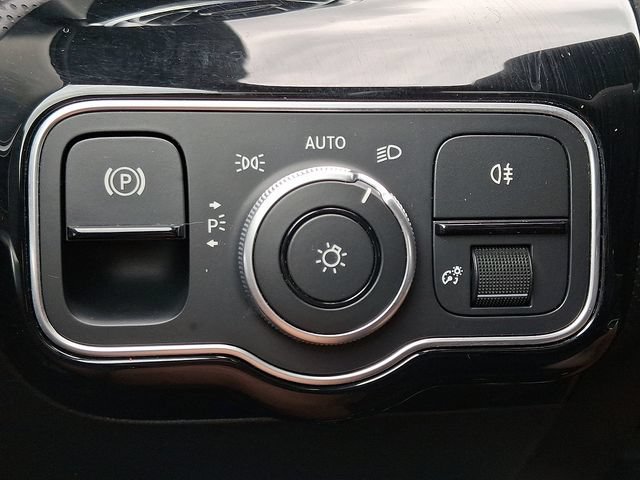 Used 2025 Mercedes-Benz CLA 250 image 22