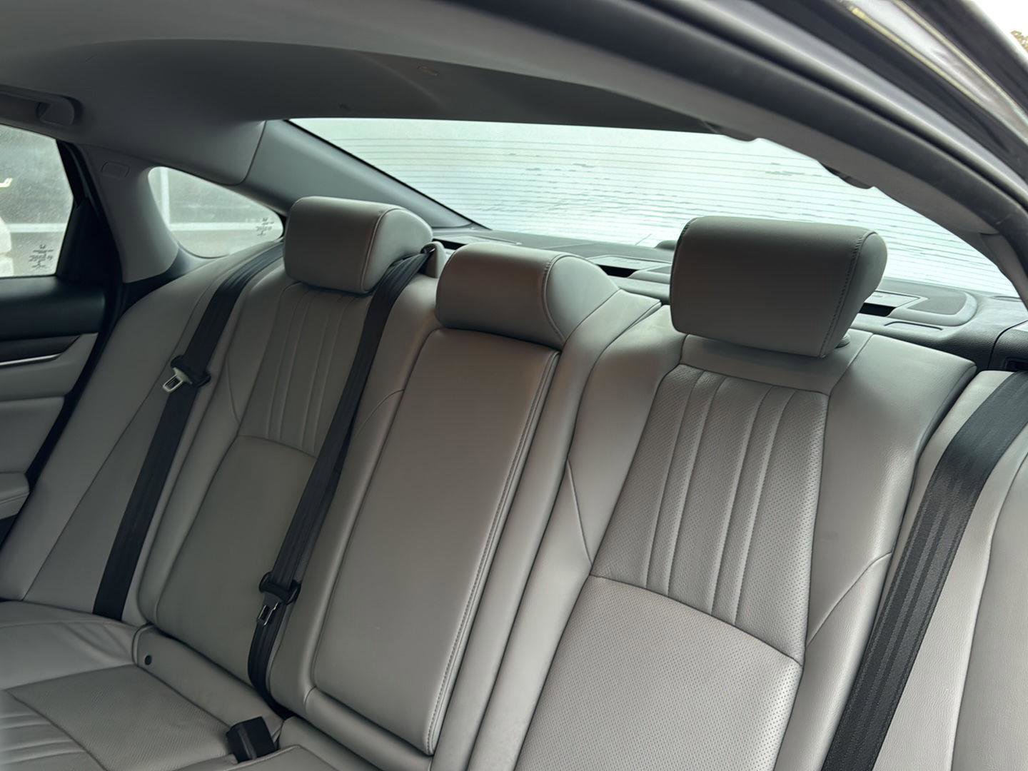 Used 2018 Honda Accord Touring image 27