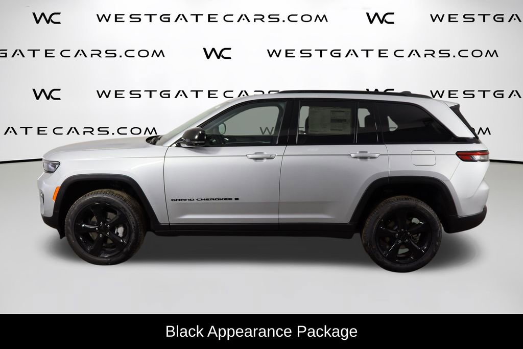 New 2025 Jeep Grand Cherokee Limited image 5