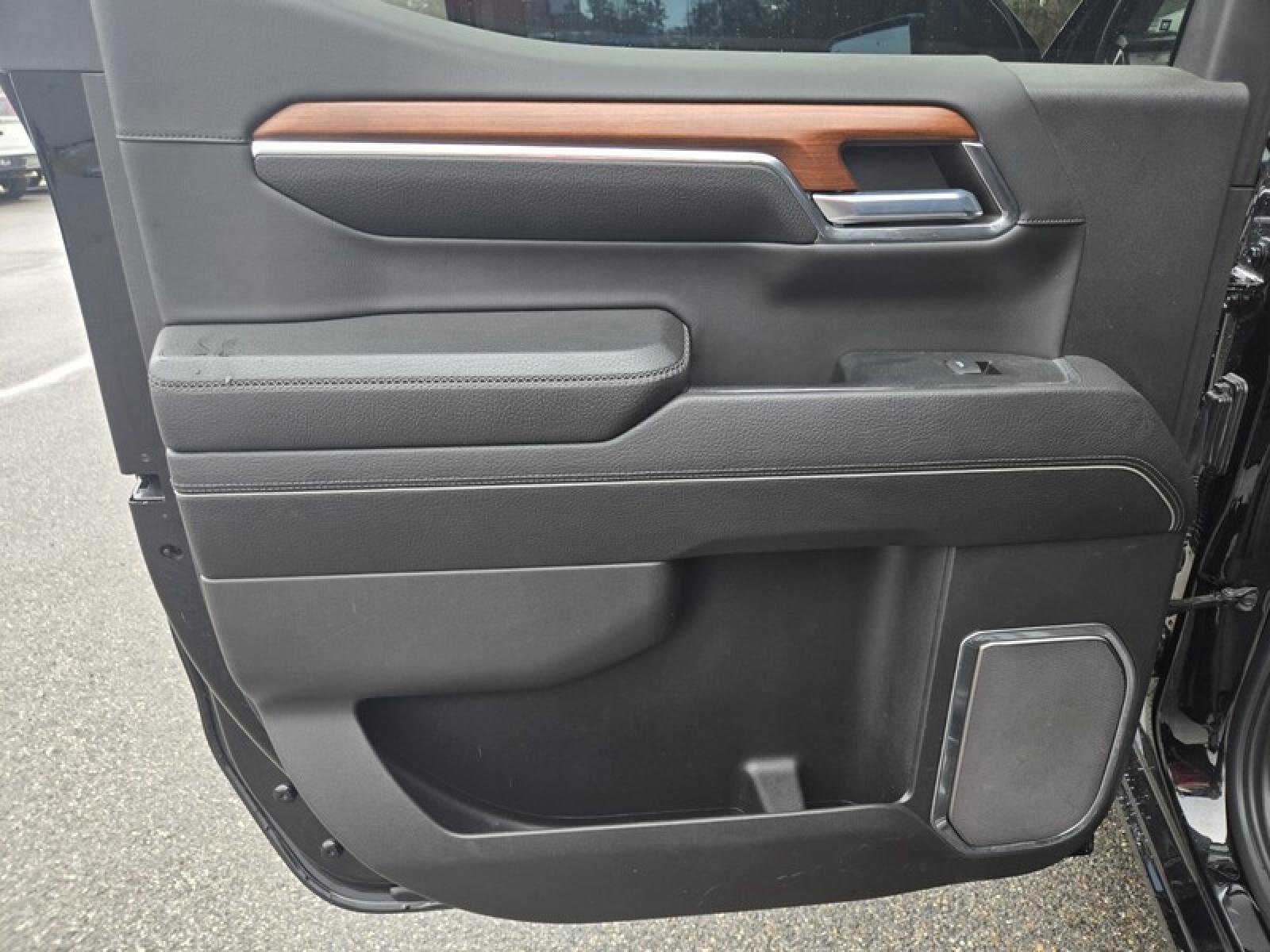 Used 2022 GMC Sierra 1500 Denali image 27