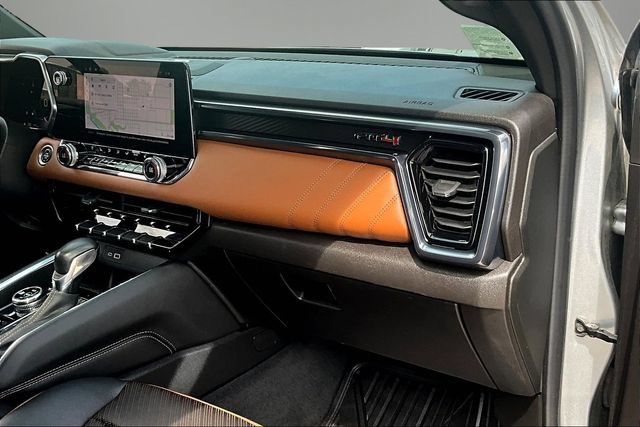 Used 2023 GMC Canyon AT4 w/ AT4 Premium Package AWD/4WD image 27