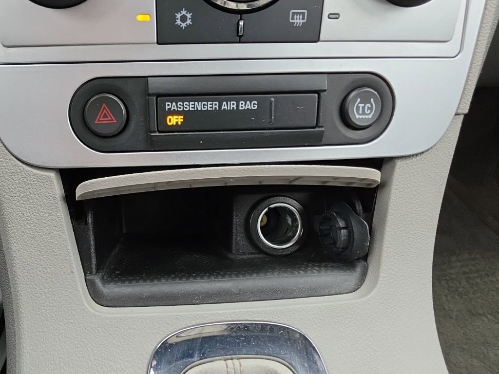 Used 2010 Chevrolet Malibu LS image 13