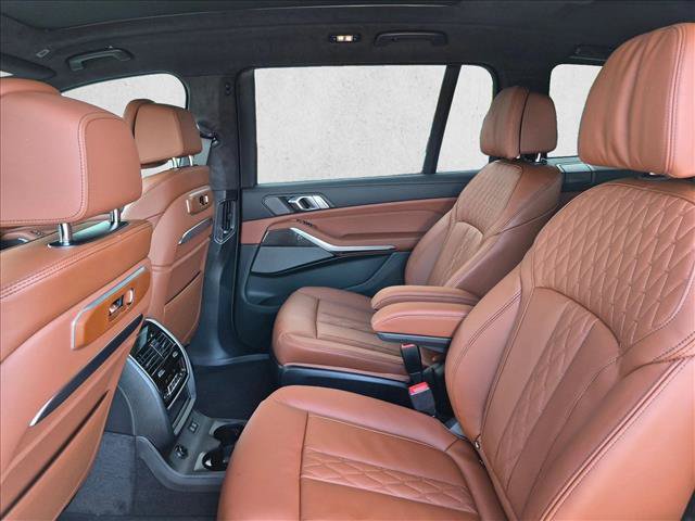 New 2027 BMW X7 M60i AWD/4WD image 17