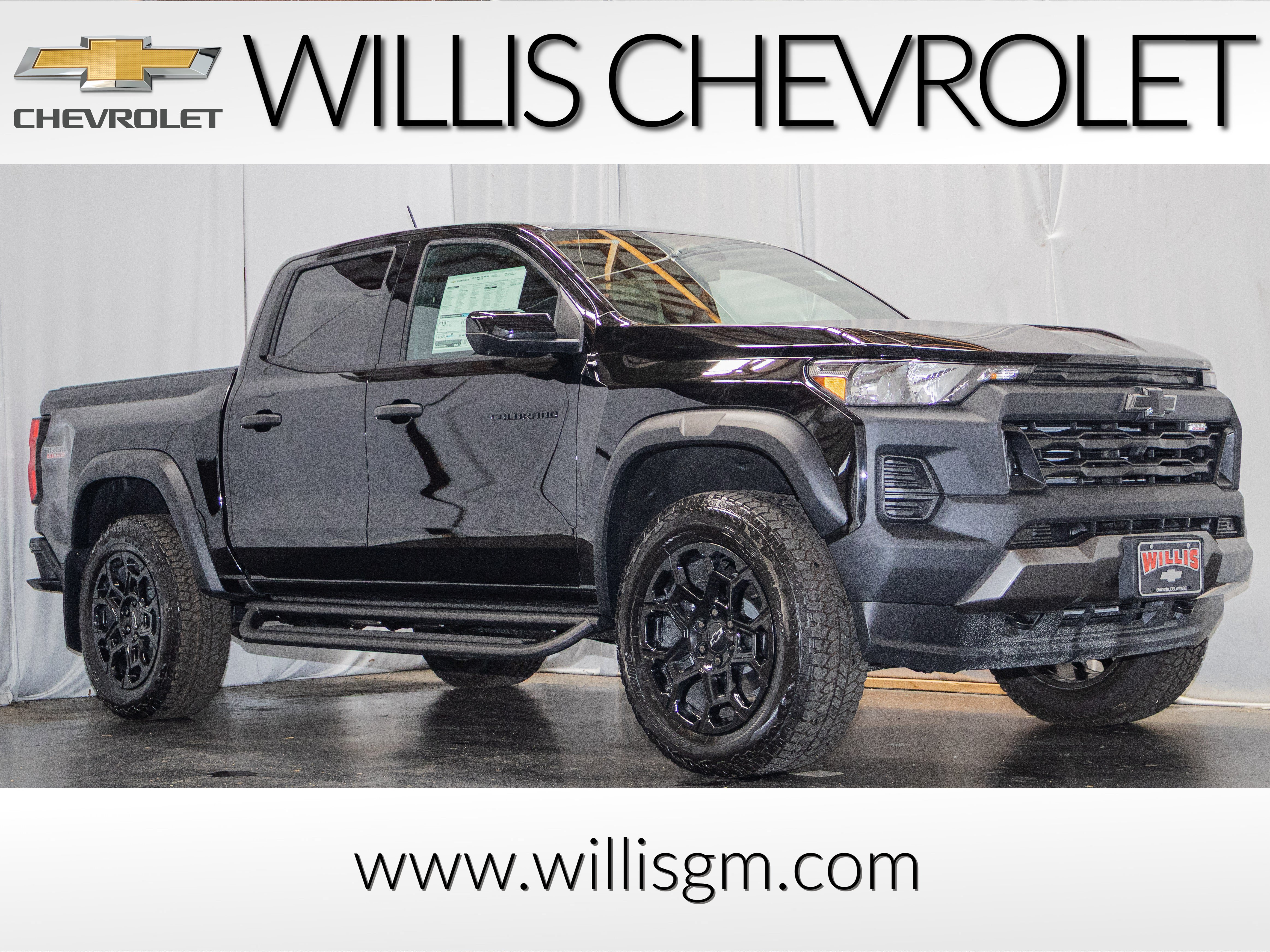 New 2026 Chevrolet Colorado Trail Boss AWD/4WD image 1
