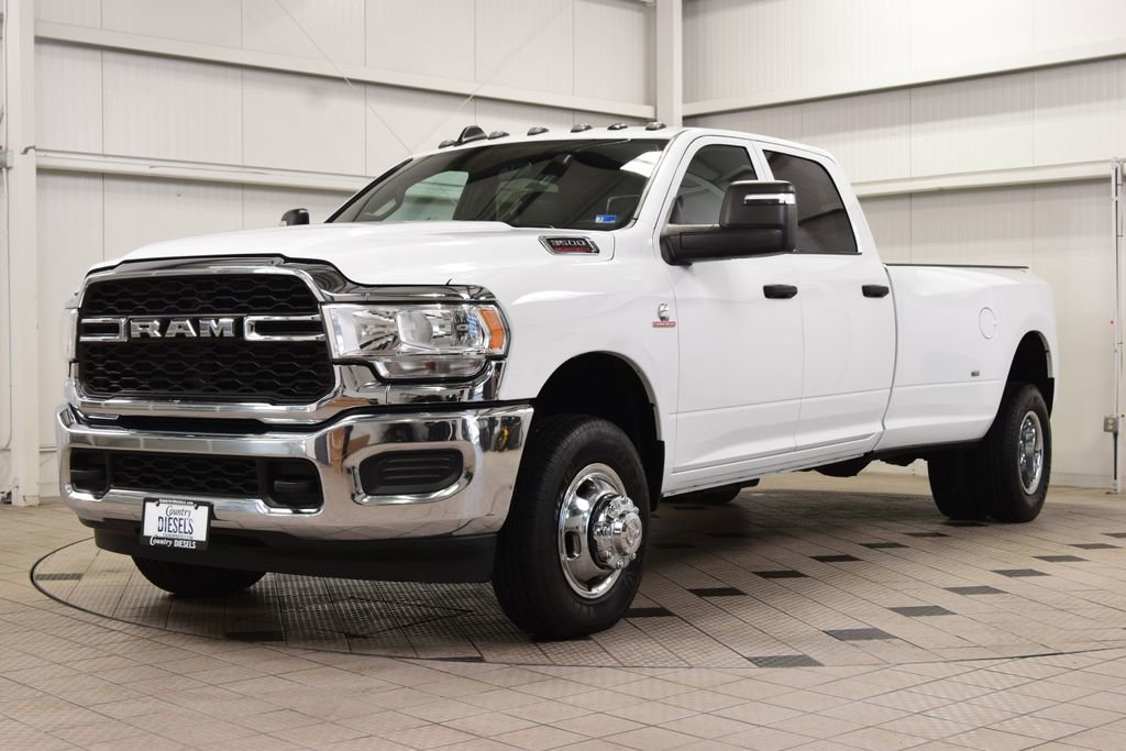 Used 2023 RAM 3500 Tradesman image 3