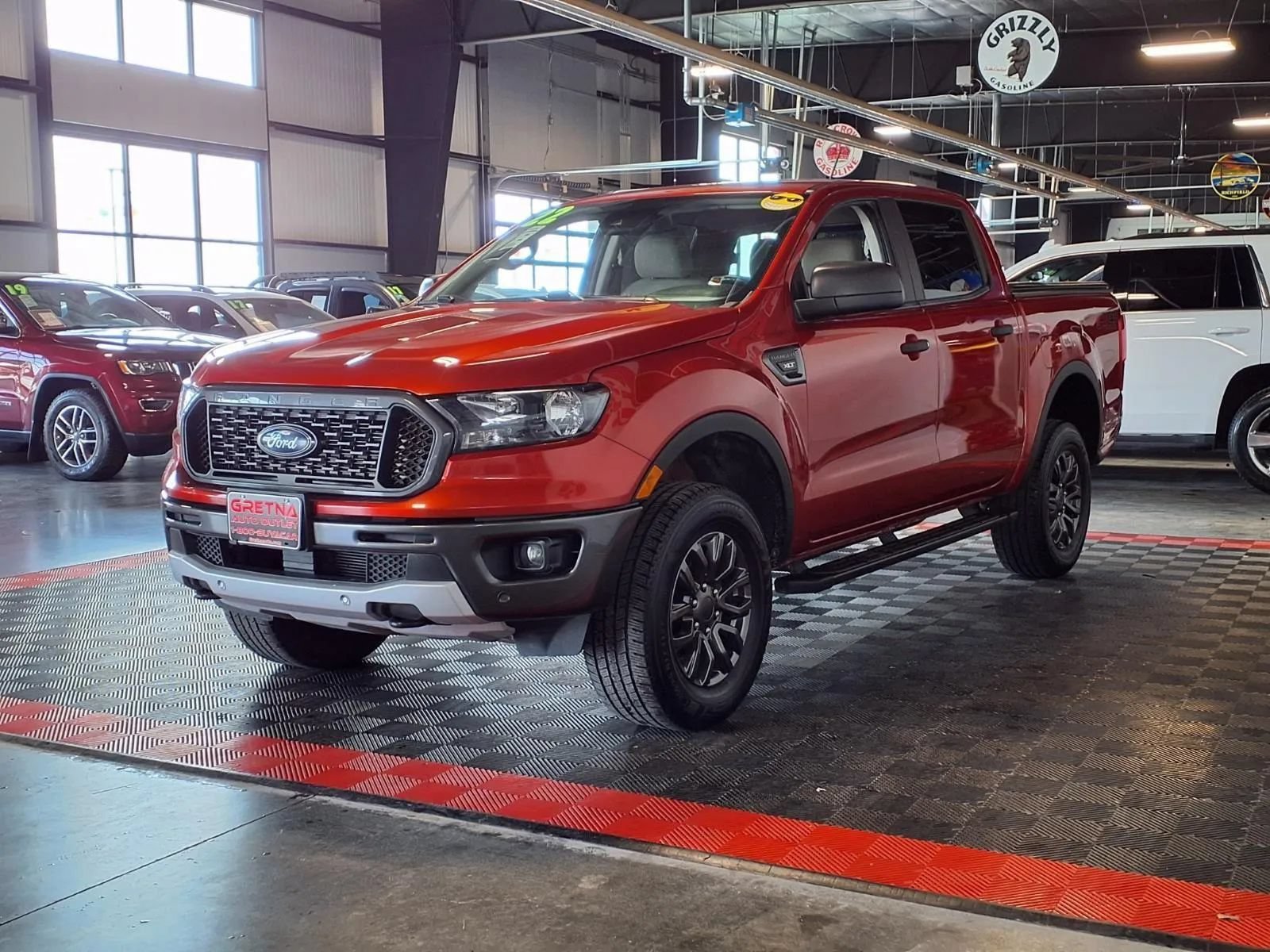 Used 2022 Ford Ranger XLT w/ Equipment Group 302A High AWD/4WD image 3