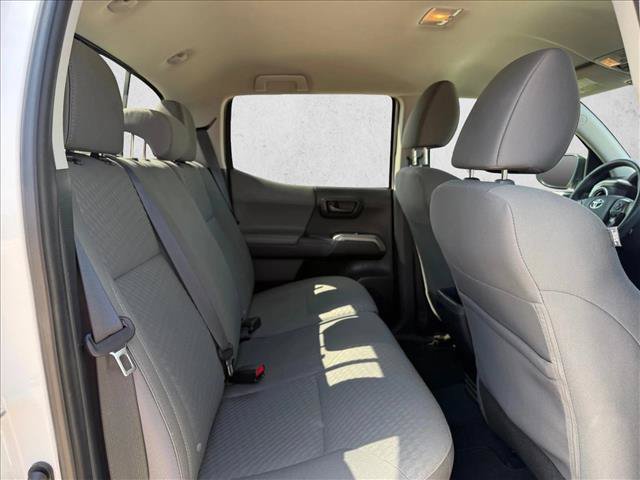 Used 2022 Toyota Tacoma SR5 RWD image 19