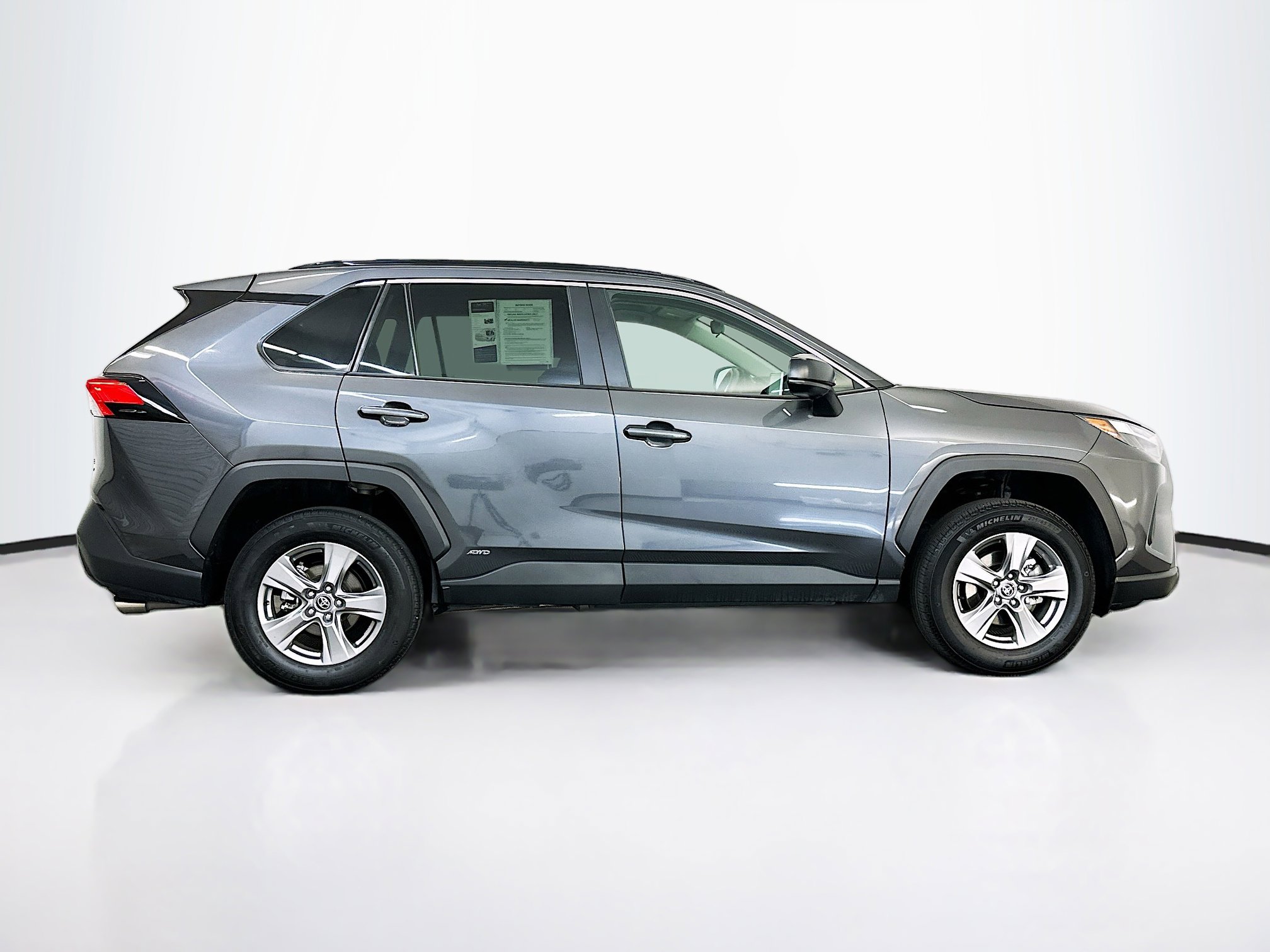 Used 2025 Toyota RAV4 LE image 10