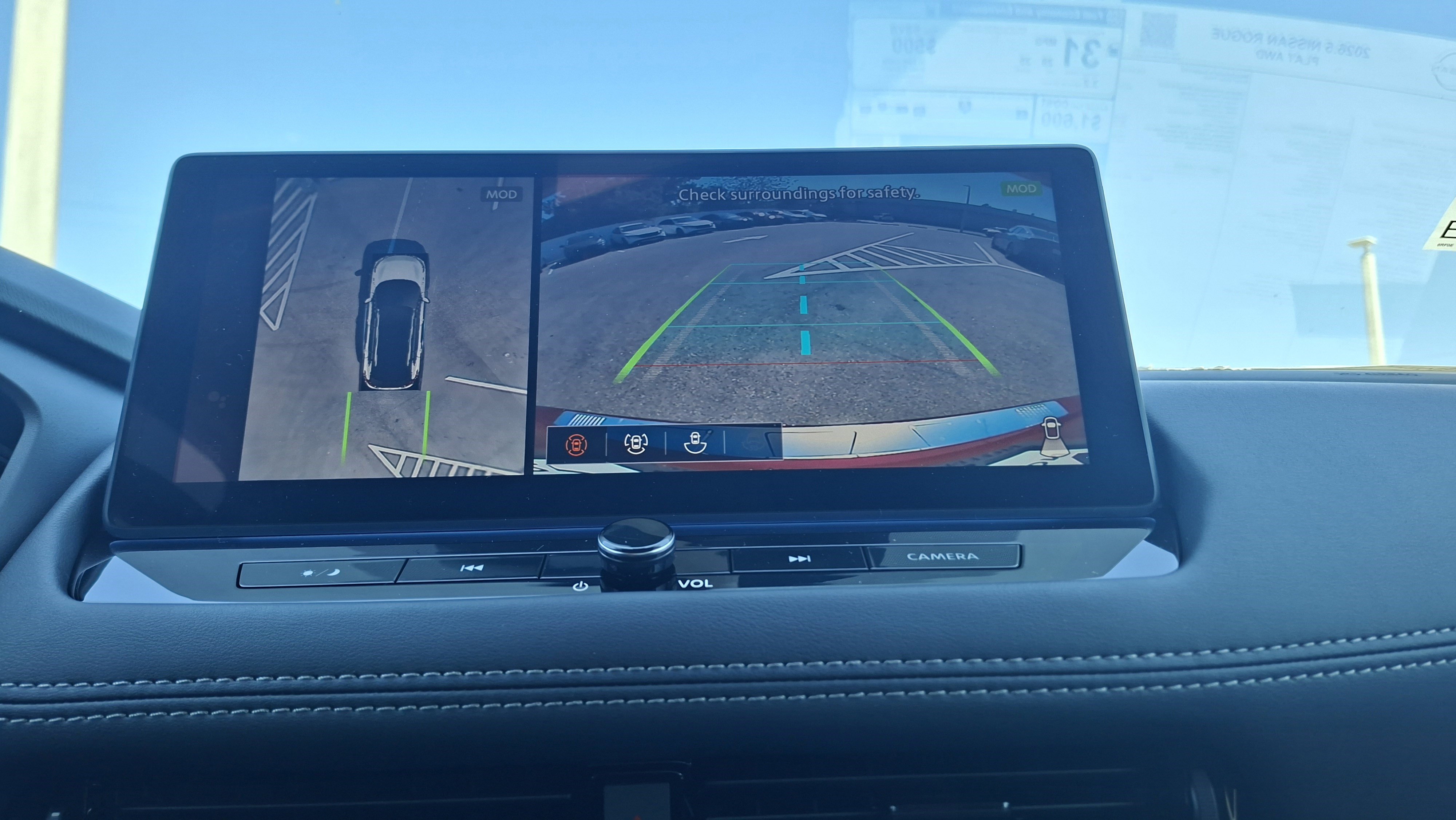 New 2026 Nissan Rogue Platinum image 8