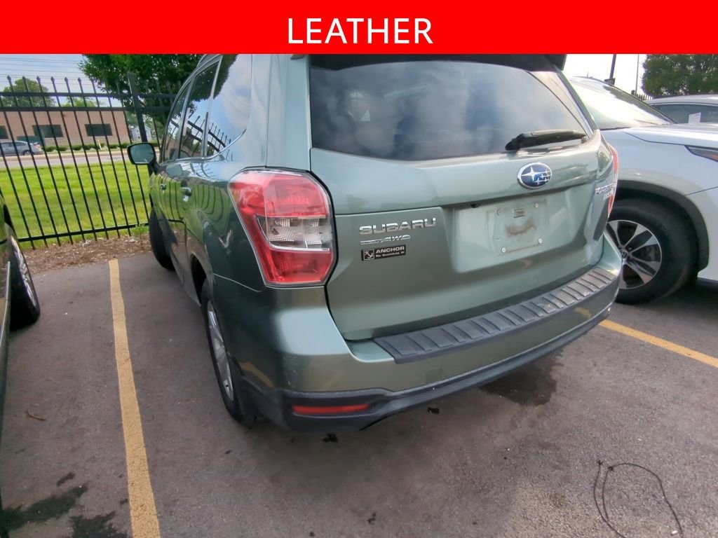 Used 2015 Subaru Forester 2.5i Limited AWD/4WD image 4