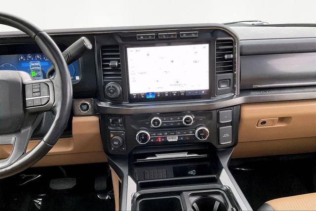 Used 2023 Ford F250 Lariat w/ Tow Technology Package image 9