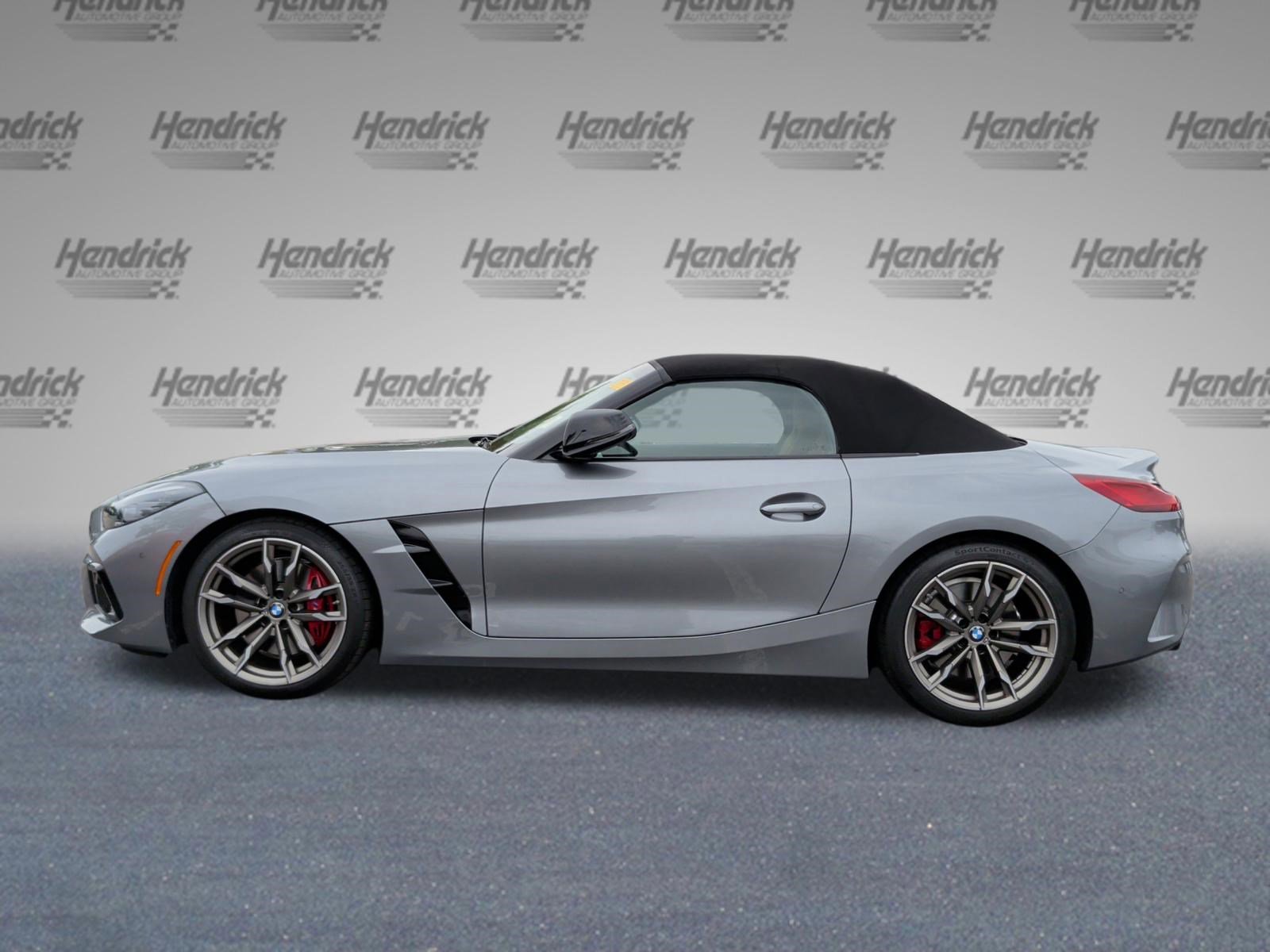 Certified 2026 BMW Z4 M40i w/ Premium Package image 10