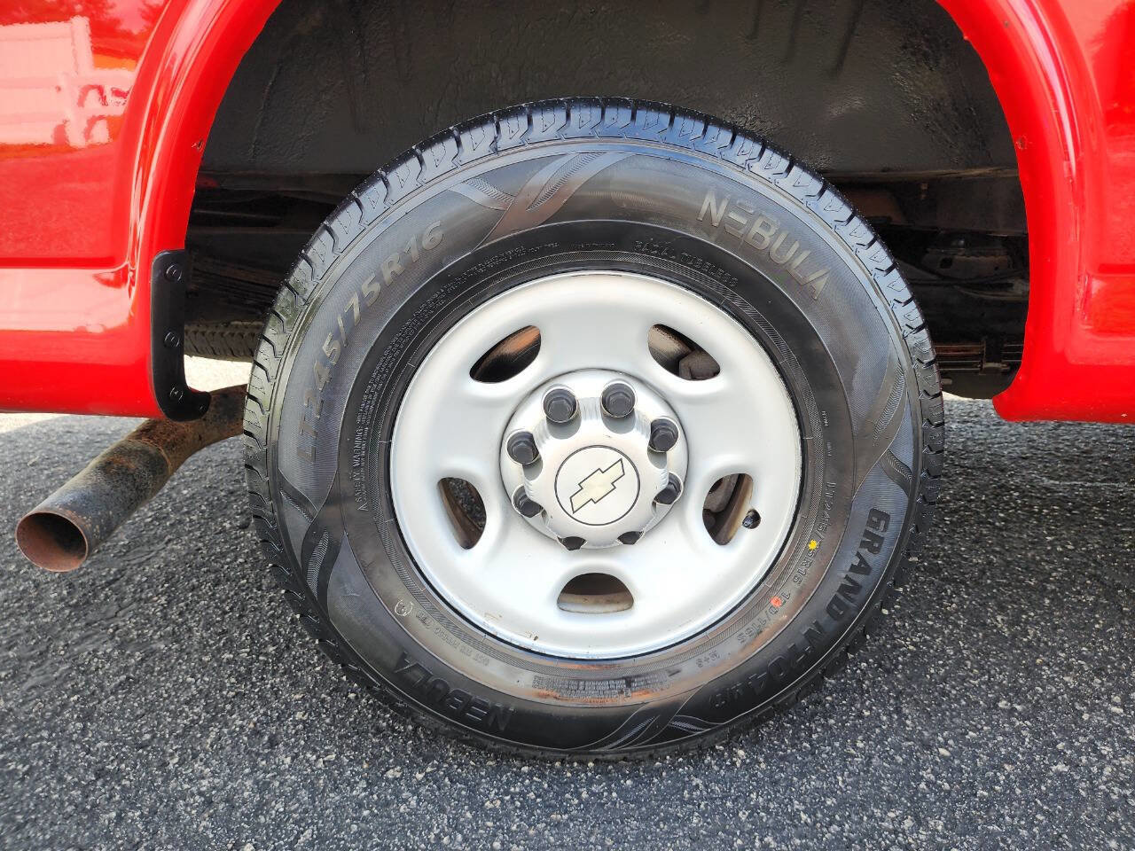 Used 2014 Chevrolet Express 3500 LS image 29