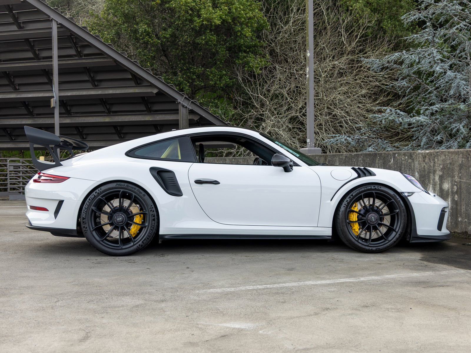 Used 2019 Porsche 911 GT3 RS image 11