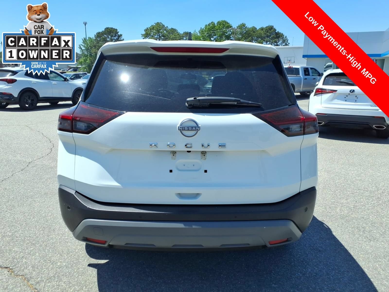 Used 2023 Nissan Rogue S FWD image 4