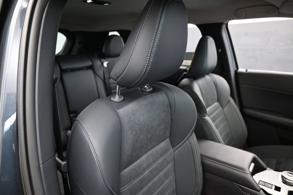 New 2026 Mitsubishi Outlander SE FWD image 42