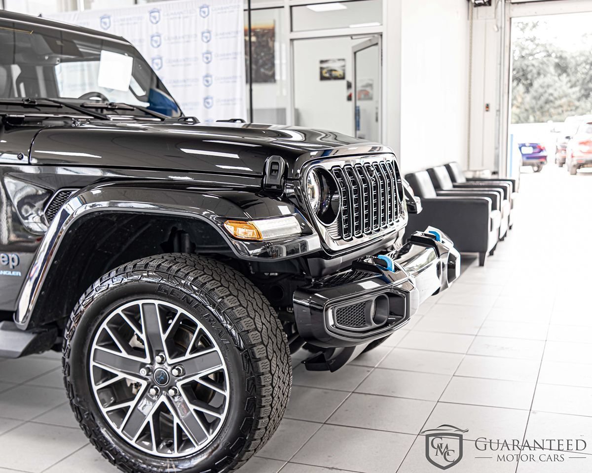 Used 2024 Jeep Wrangler High Altitude AWD/4WD image 4