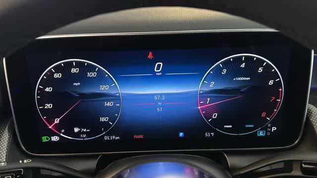 Used 2025 Mercedes-Benz GLC 300 4MATIC image 19