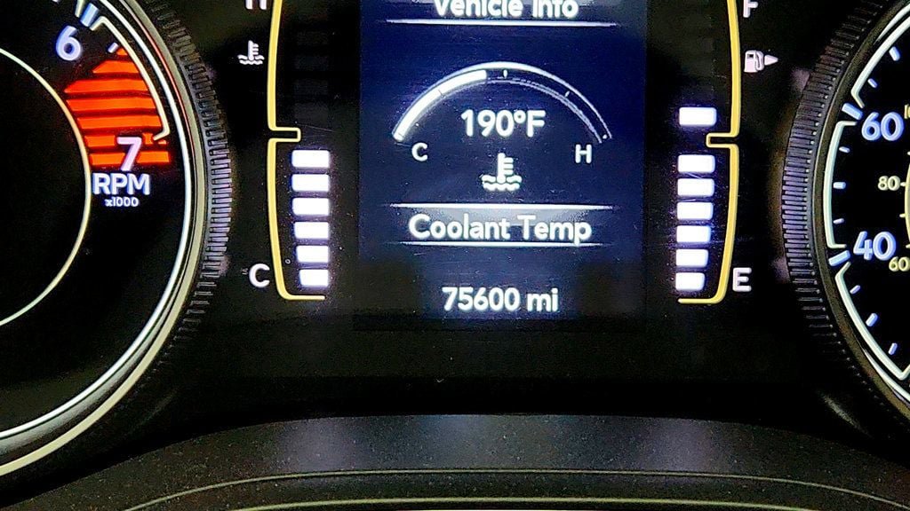 Used 2020 Jeep Cherokee Latitude Plus FWD image 15