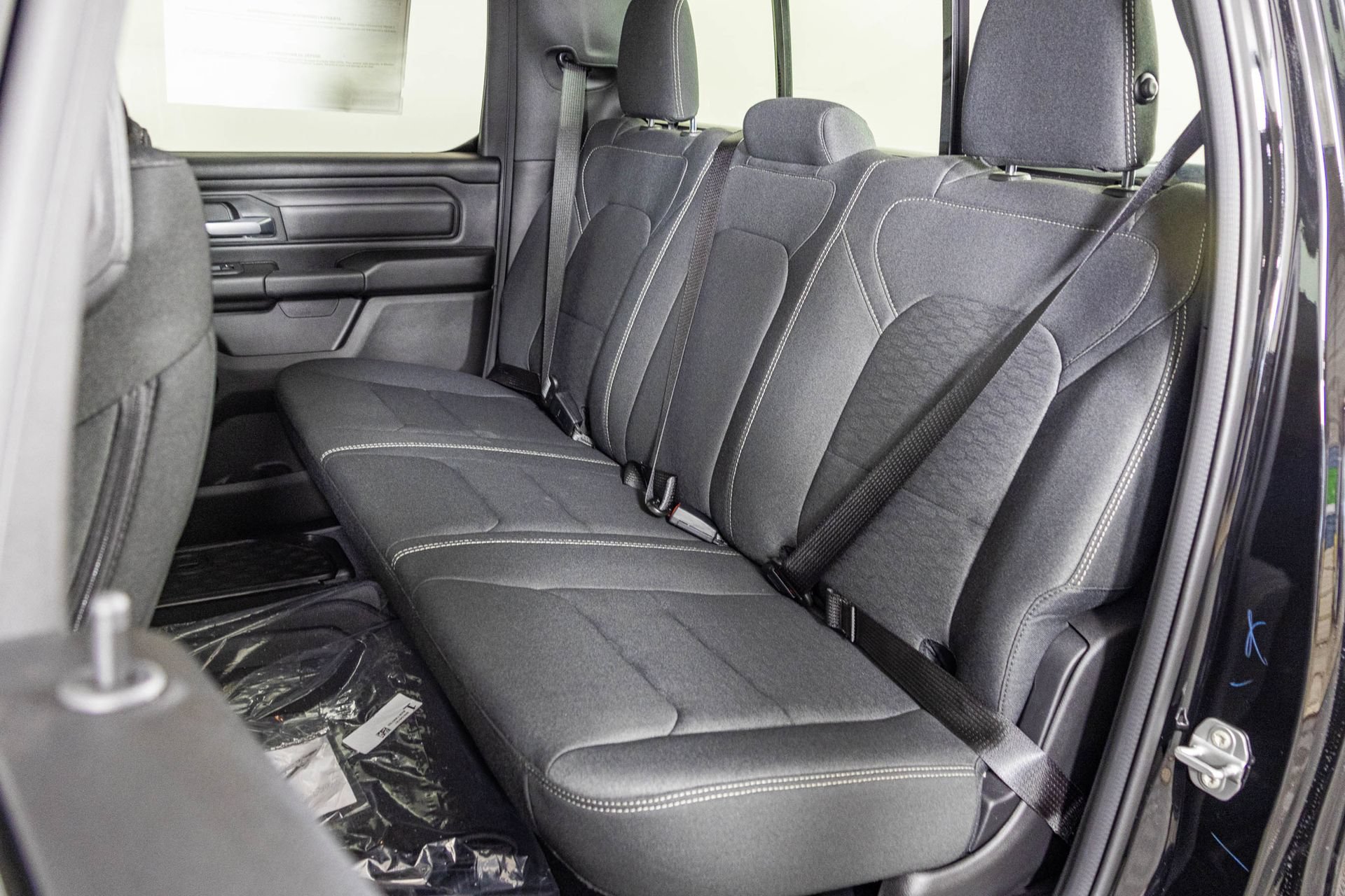 New 2026 RAM 1500 Express AWD/4WD image 33