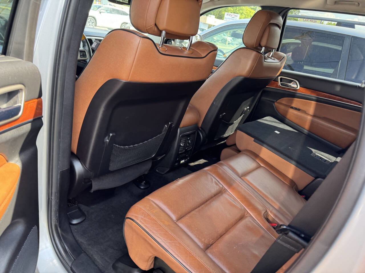 Used 2012 Jeep Grand Cherokee Overland image 29