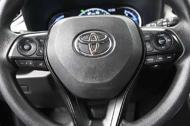 Certified 2025 Toyota RAV4 XLE AWD/4WD image 15