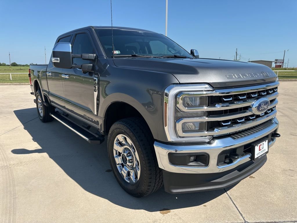 Used 2025 Ford F250 Lariat w/ Chrome Package AWD/4WD image 7