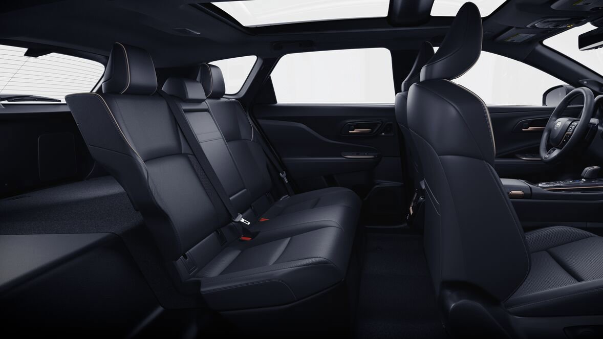 New 2026 Toyota Crown Signia image 9