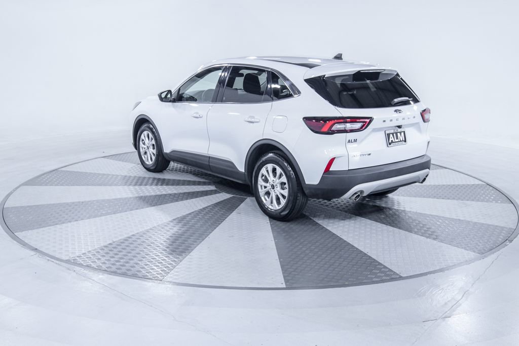 Used 2024 Ford Escape Active image 6