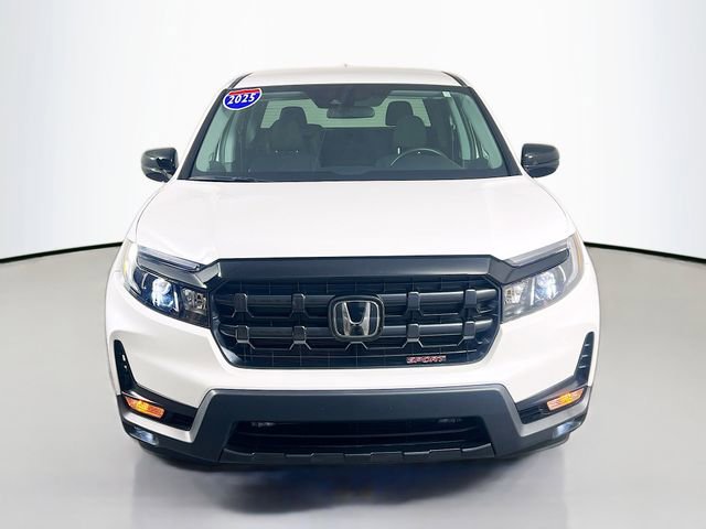 Used 2025 Honda Ridgeline Sport image 3