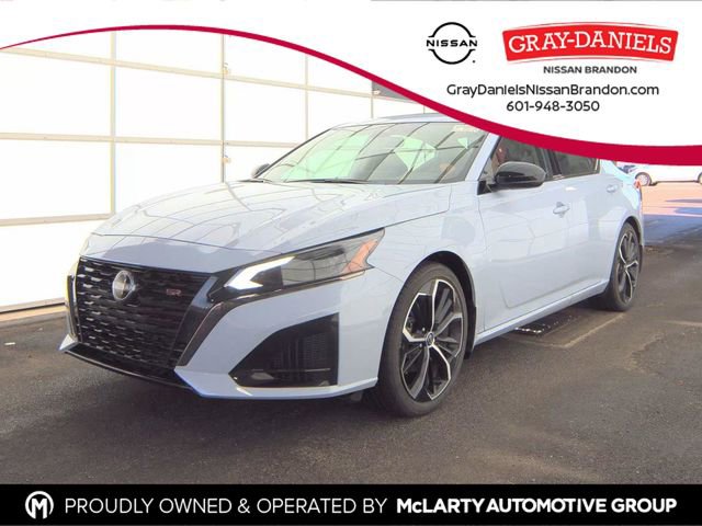 Certified 2025 Nissan Altima 2.5 SR w/ SR Premium Package image 1