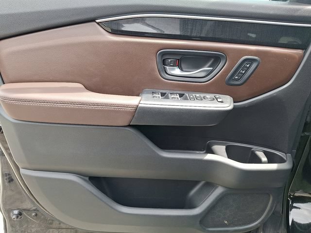 Certified 2025 Honda Pilot Elite image 13