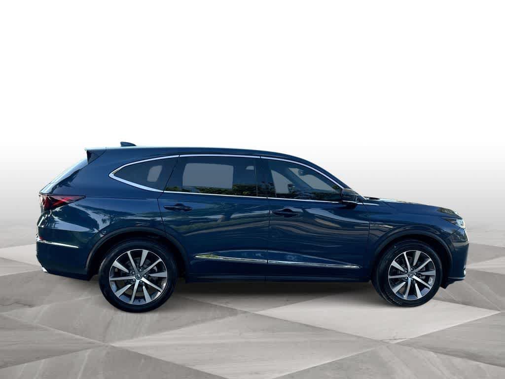 Used 2025 Acura MDX w/ Technology Package FWD image 9