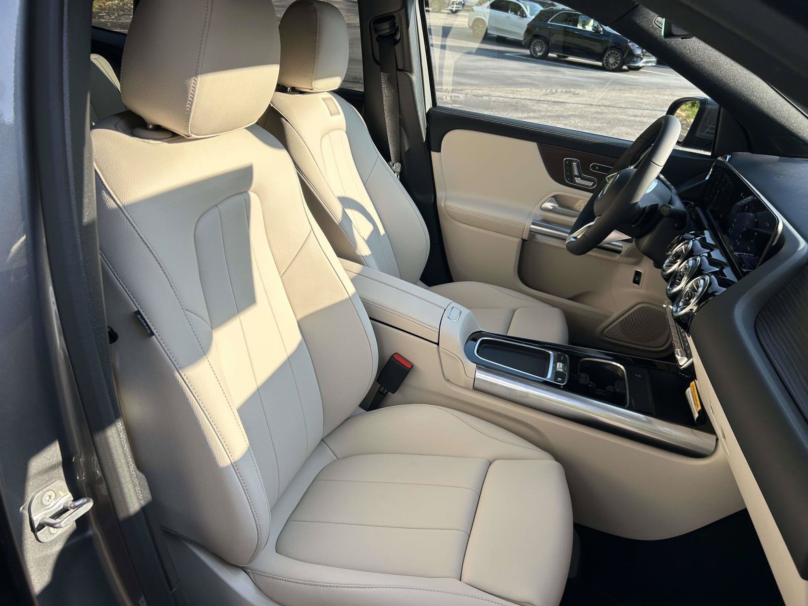 New 2026 Mercedes-Benz GLA 250 4MATIC image 43