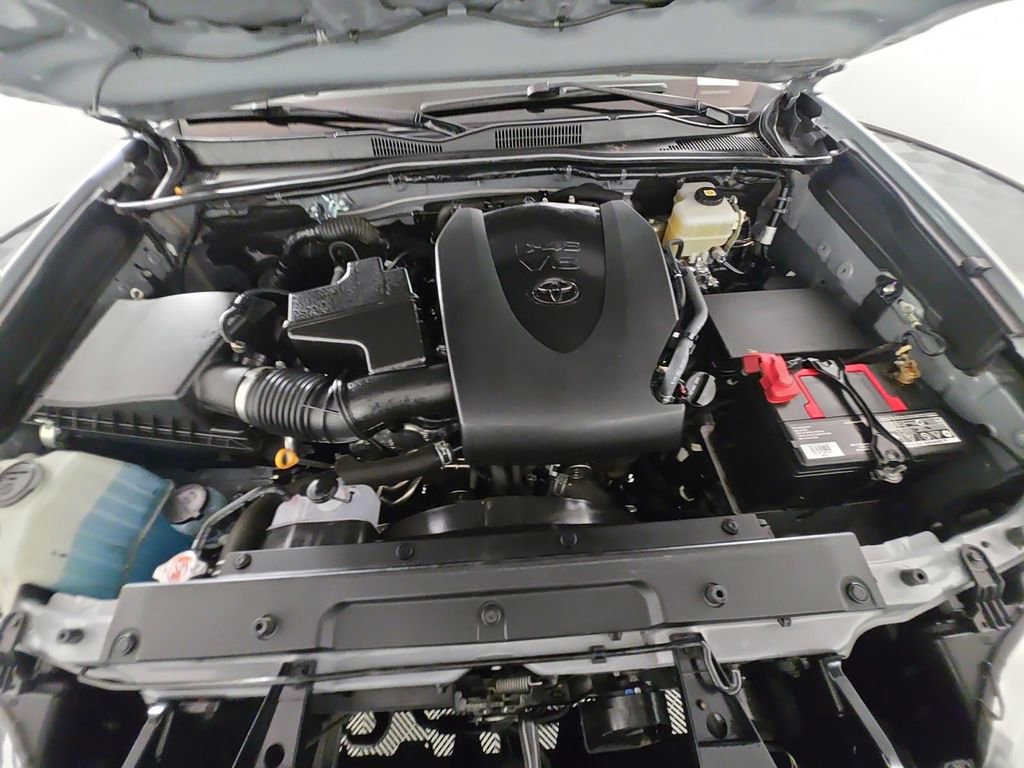 Used 2021 Toyota Tacoma TRD Off-Road image 16