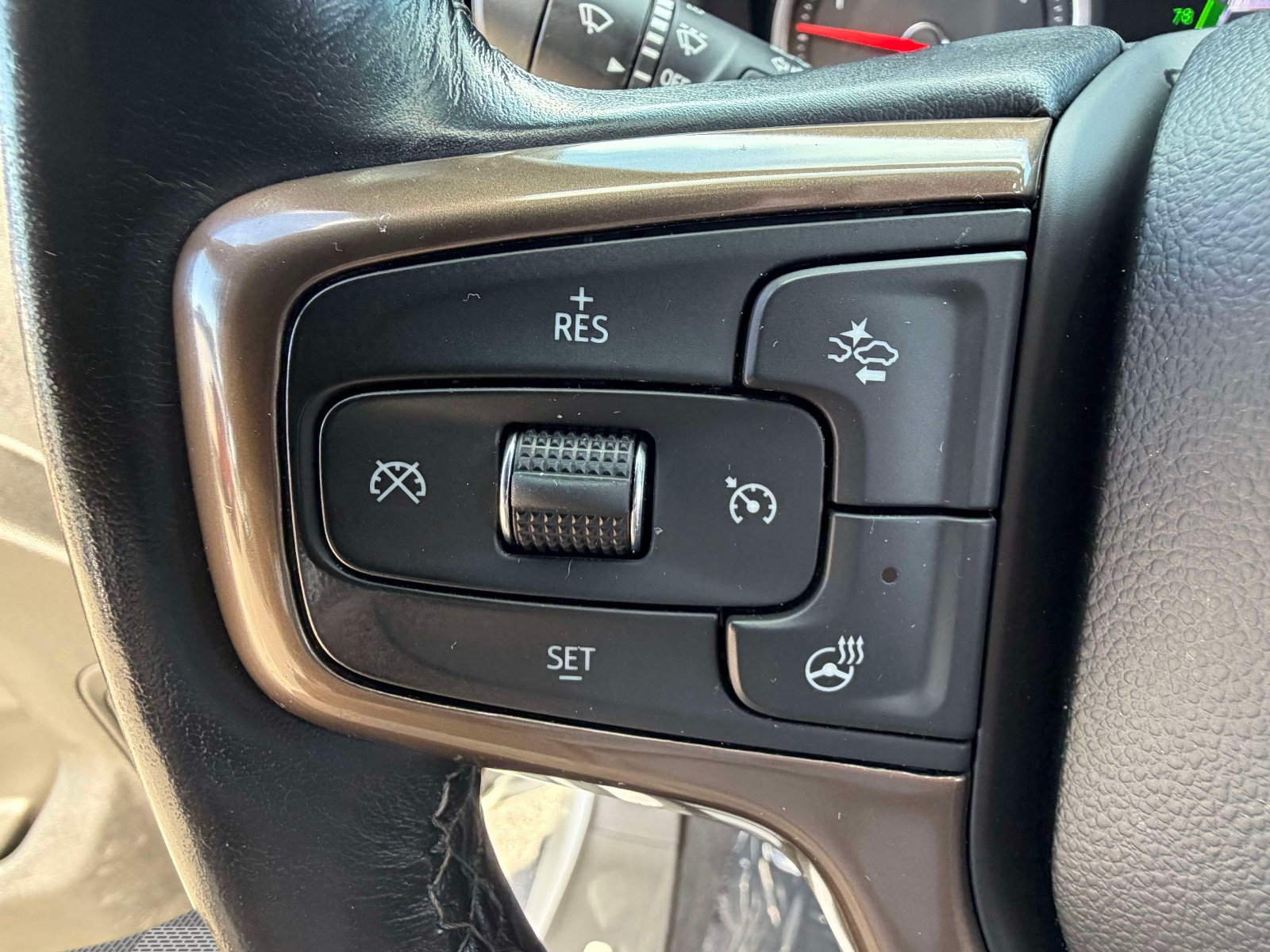 Used 2022 Chevrolet Silverado 3500 High Country w/ Safety Package II AWD/4WD image 14
