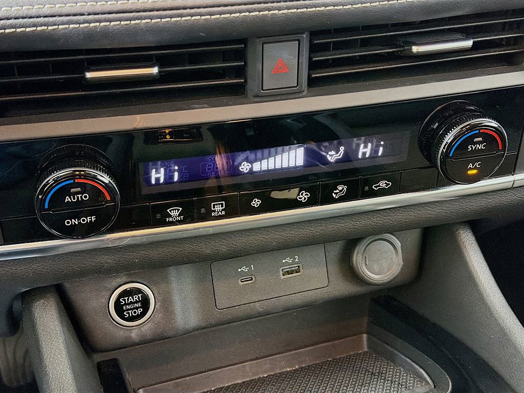 Used 2023 Nissan Rogue SV image 31