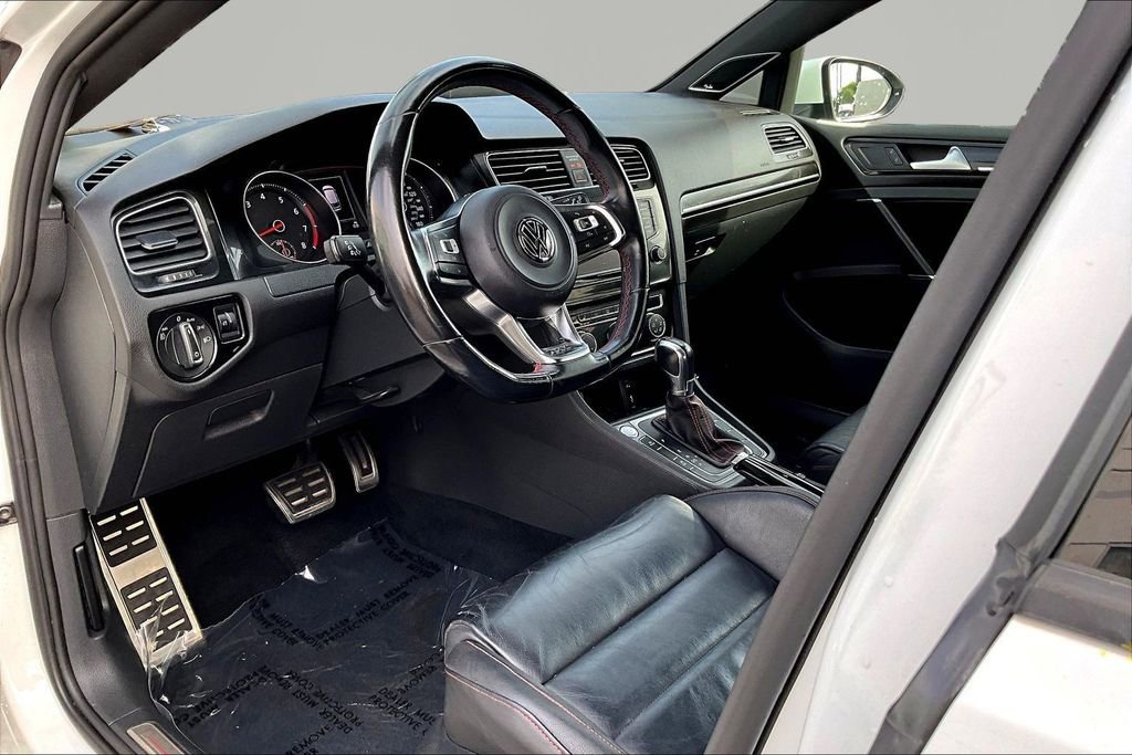 Used 2016 Volkswagen GTI SE w/ Lighting Package (SEL) image 14