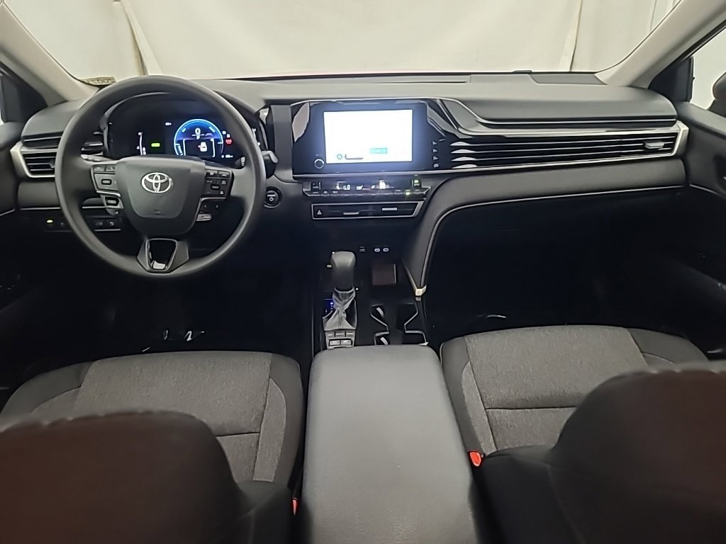 Used 2026 Toyota Camry LE FWD image 22