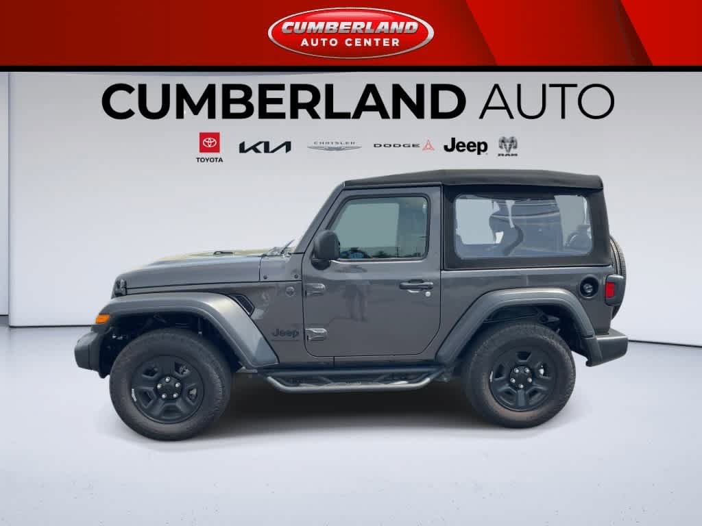 Used 2024 Jeep Wrangler Sport AWD/4WD image 5
