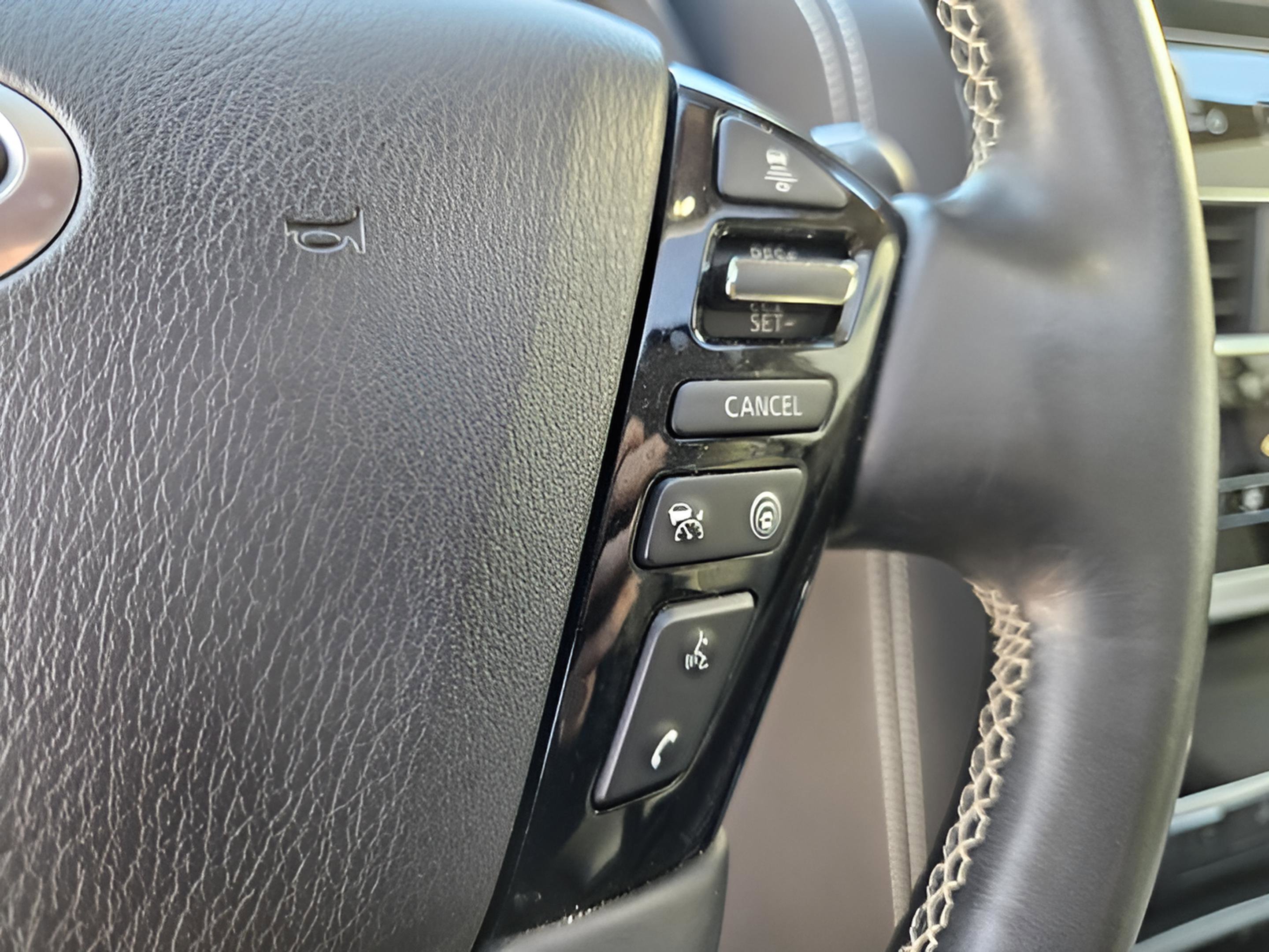 Used 2023 INFINITI QX80 Premium Select w/ All-Season Package image 25