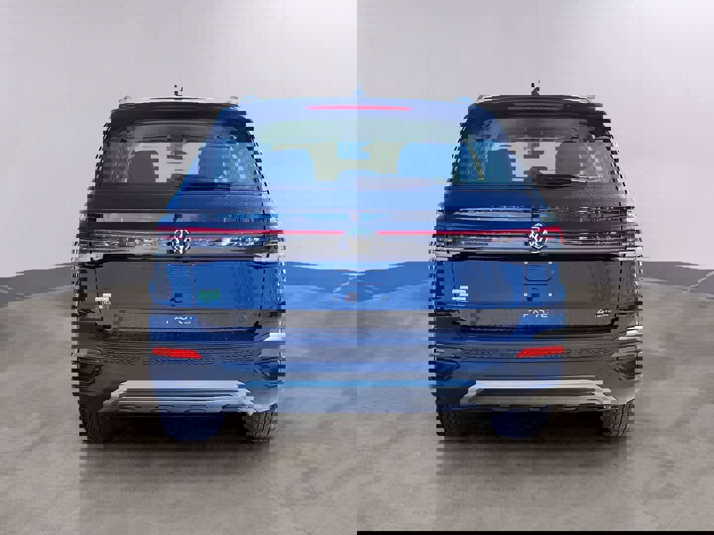 Used 2025 Volkswagen Taos S AWD/4WD image 5