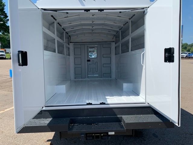 New 2024 Chevrolet Express 3500 w/ Power Convenience Package image 20