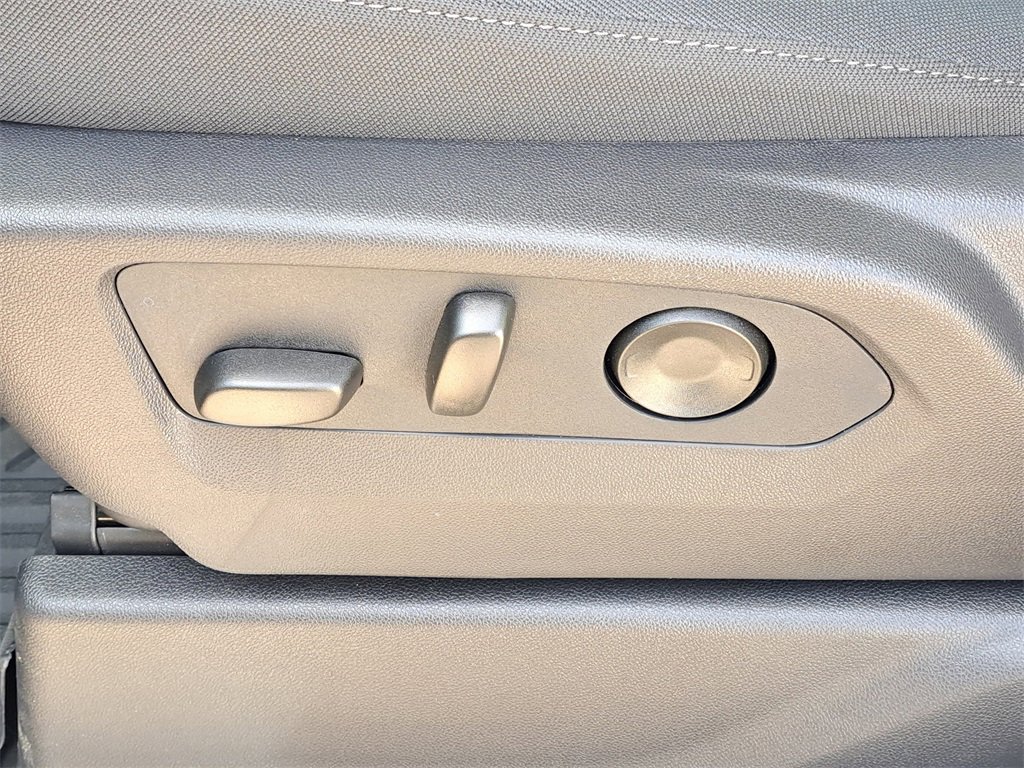 New 2026 Chevrolet Silverado 2500 LT image 6